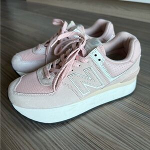 New Balance 574+ Platform Sneakers 7.5 Pink